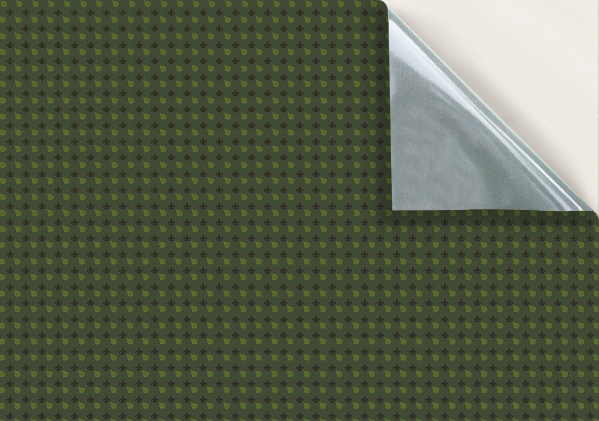 4. Fleur on Dark Green Wallpaper