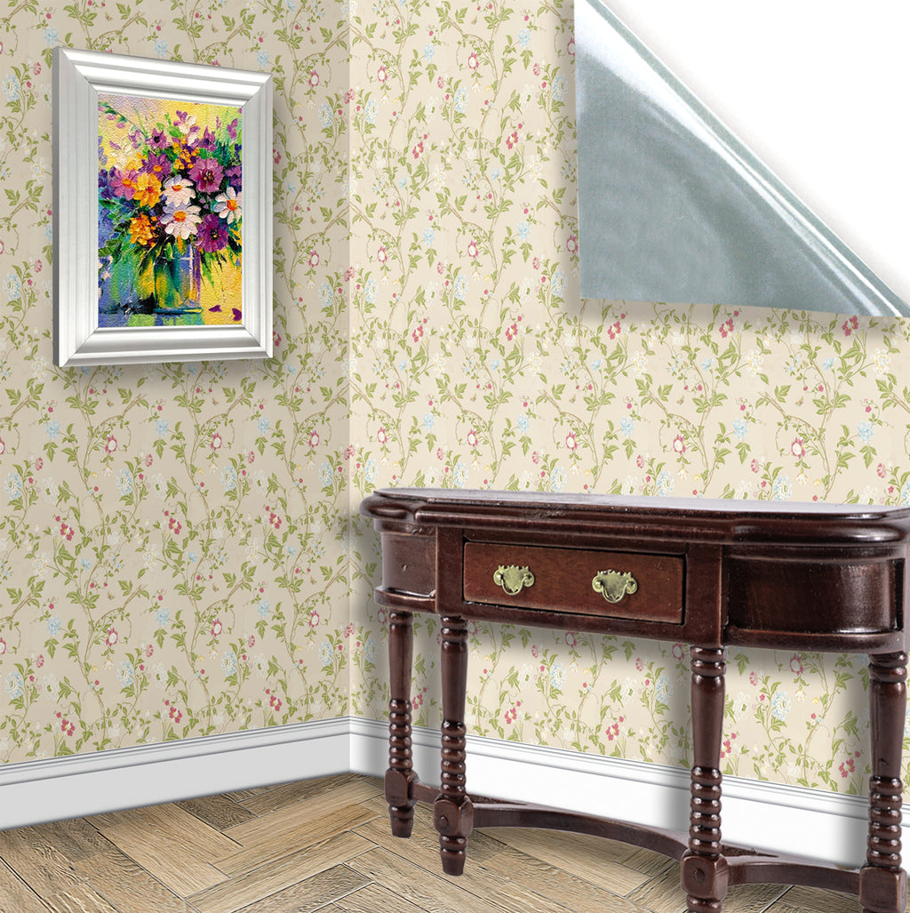 18. Floral on Cream Wallpaper