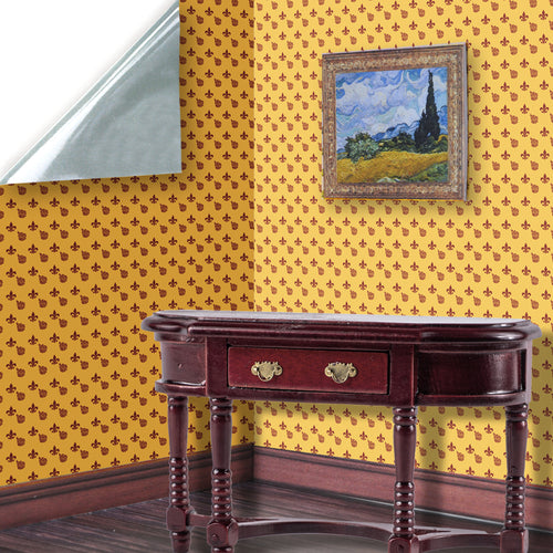 1. Fleur on Gold Wallpaper