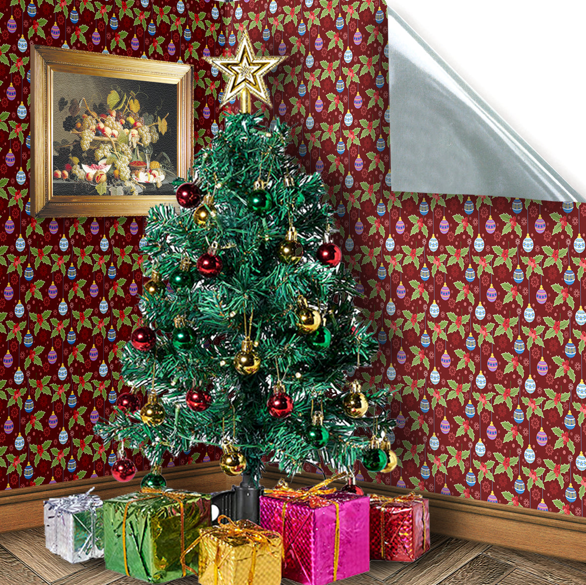 215. Christmas Baubles & Holly