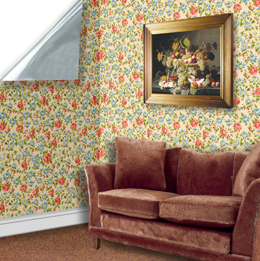 21. Floral on Cream Wallpaper