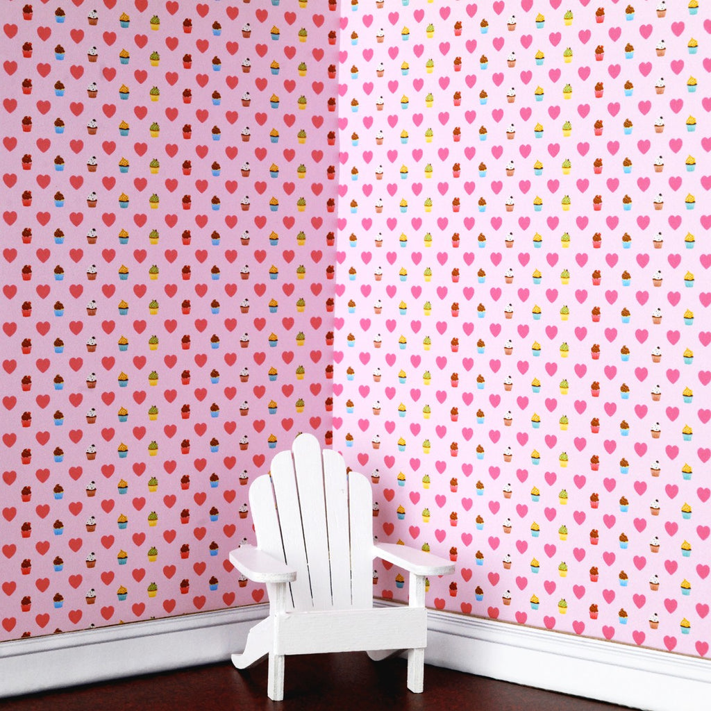 7. Cupcakes & Hearts on Pink Wallpaper