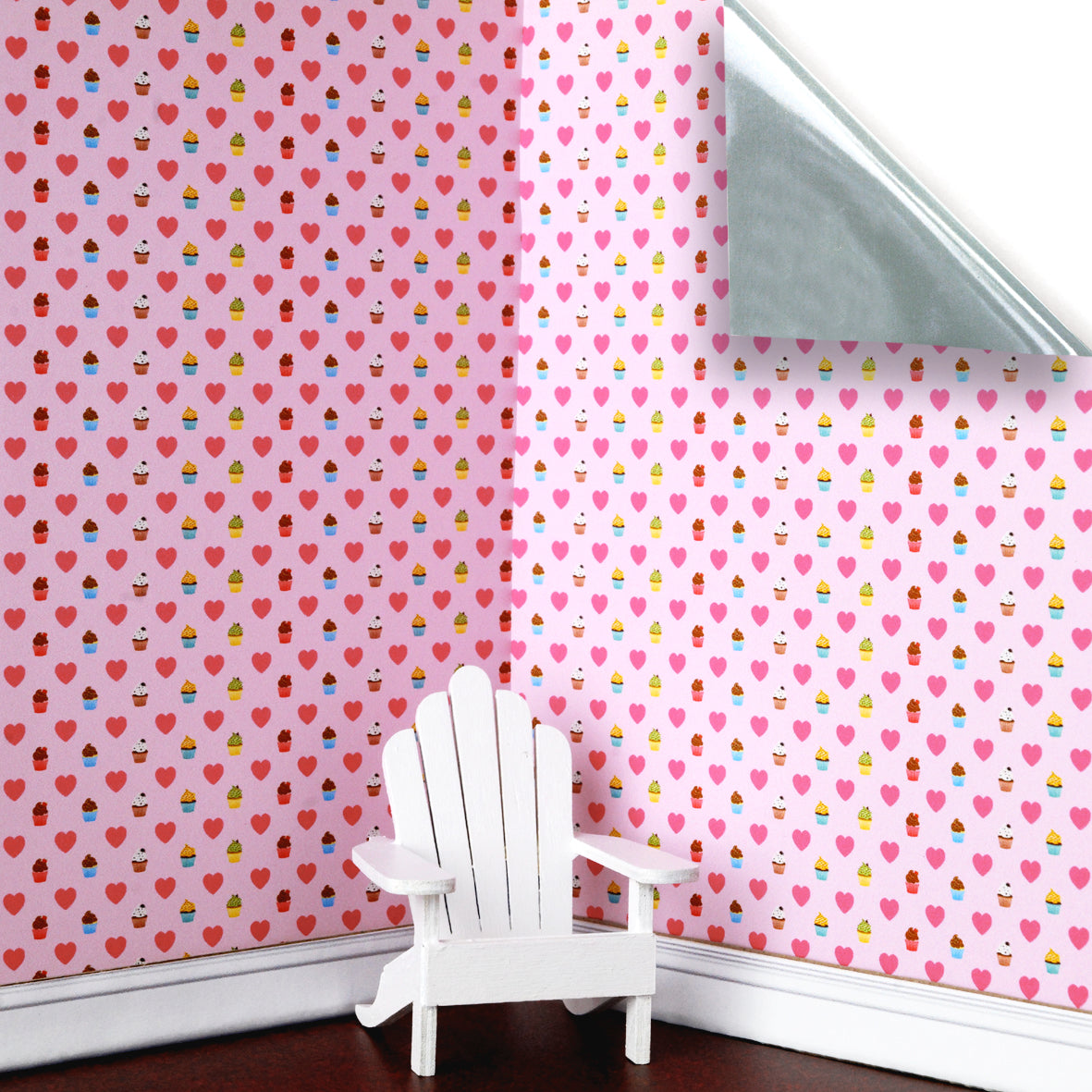 7. Cupcakes & Hearts on Pink Wallpaper